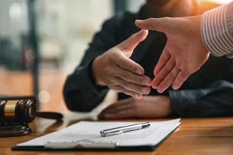 Sözleşmeler Hukuku